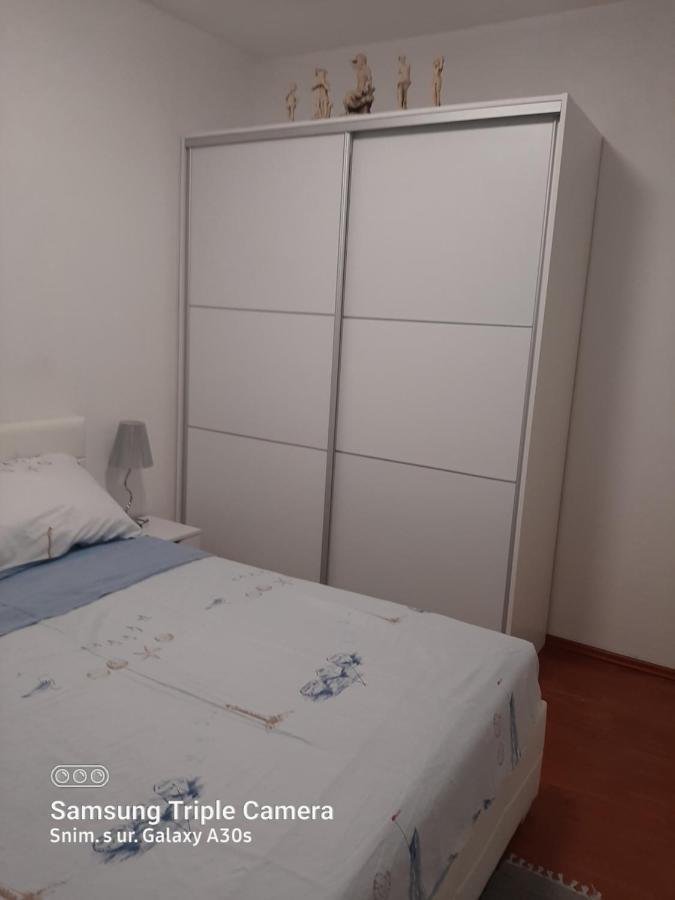 Kuca Za Odmor Coccoli Appartement Karlobag Buitenkant foto