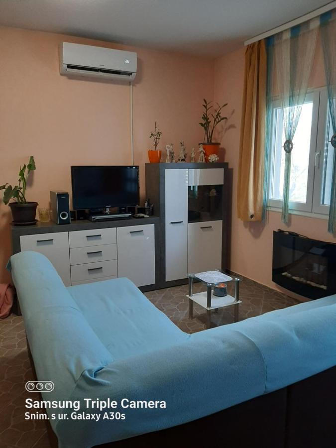 Kuca Za Odmor Coccoli Appartement Karlobag Buitenkant foto